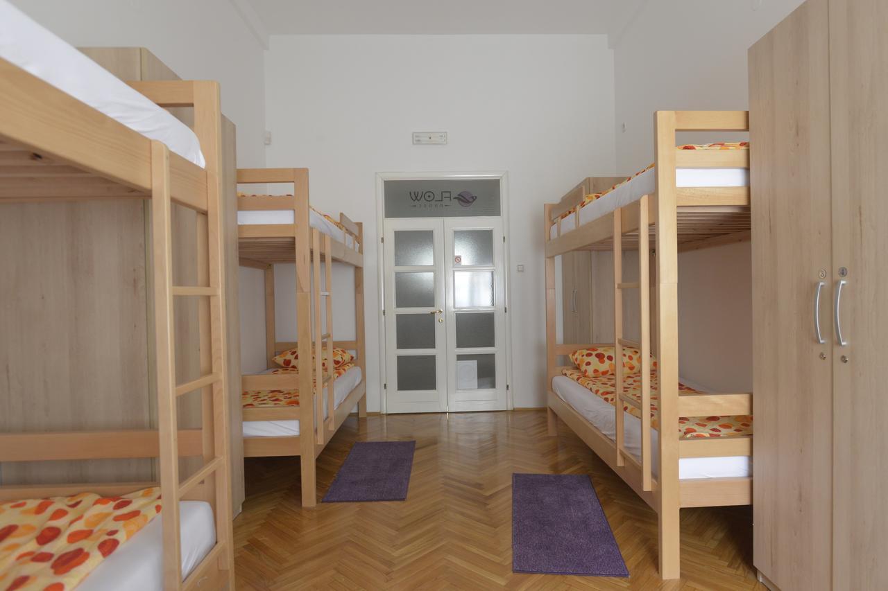 Hostel Flow House Centar Novi Sad Exteriör bild